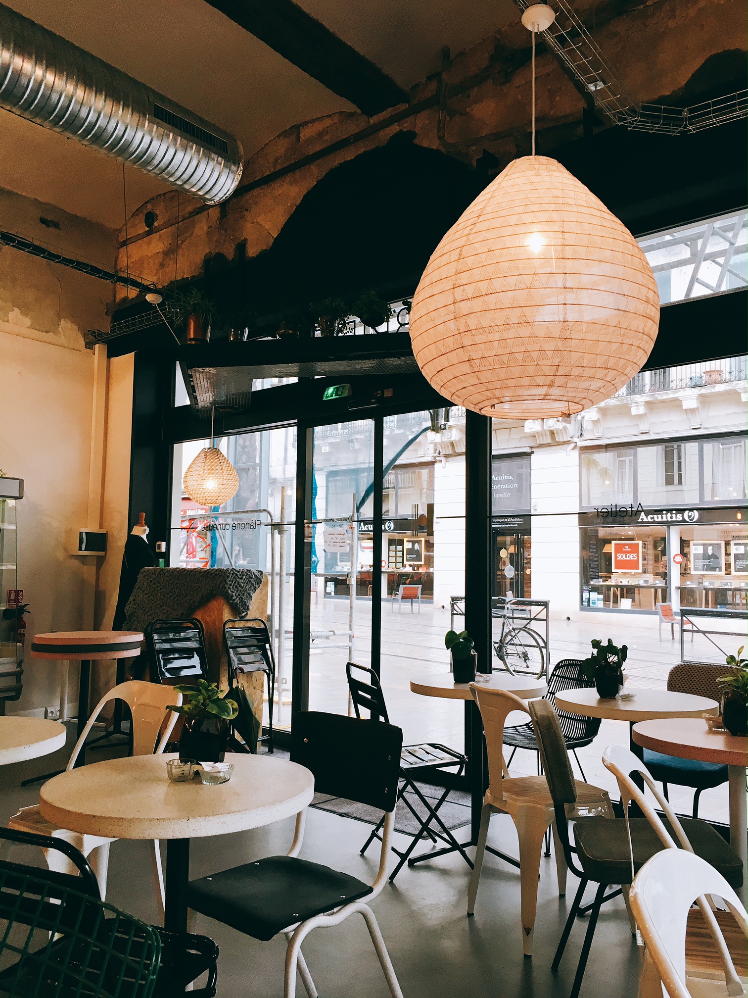 Concept-Store-Montpellier-Cafe-Hybride-Confiture-de-vivre